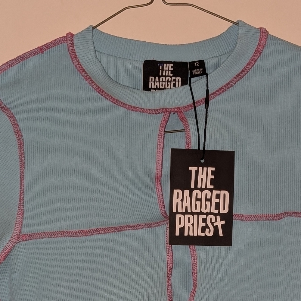 The Ragged Priest -12 - Picture 4 of 4